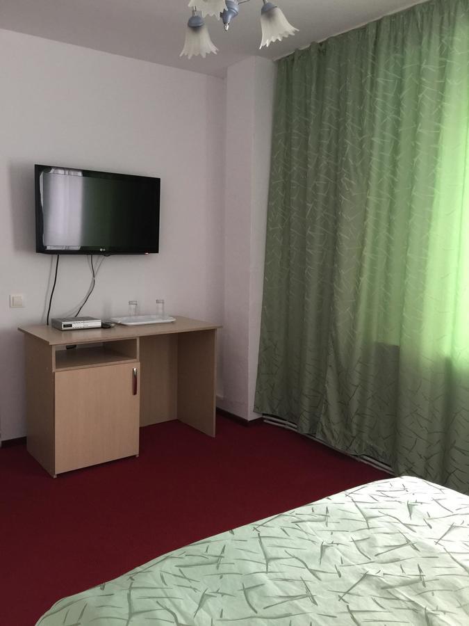 Hotel Rares Botosány Kültér fotó